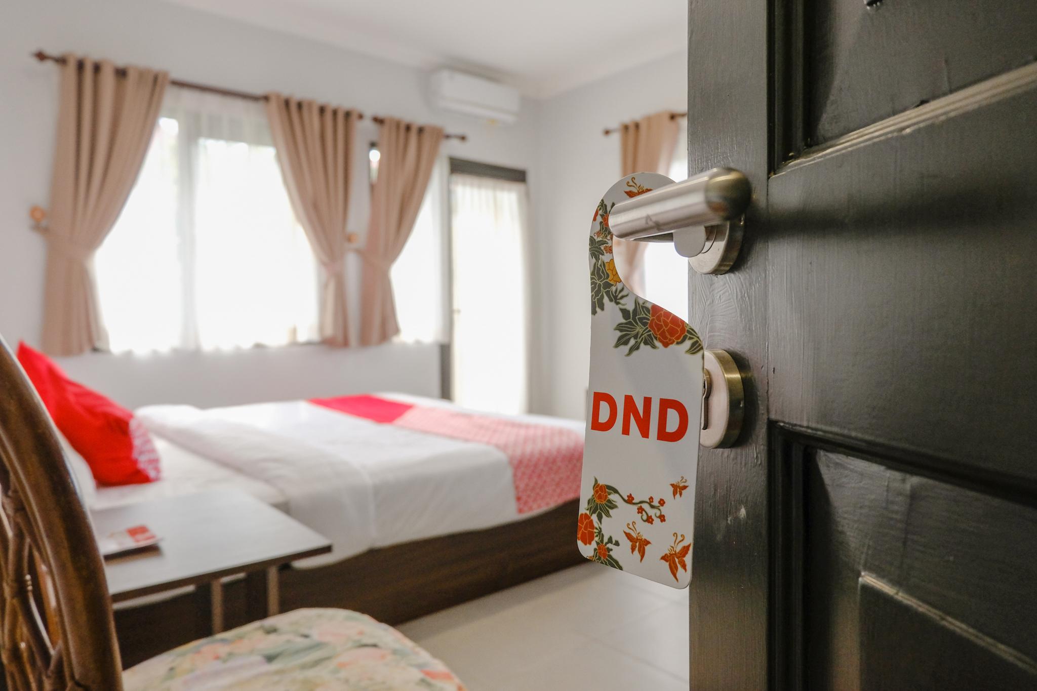 Panorama Inn Residence Batu Mitra Reddoorz Екстериор снимка