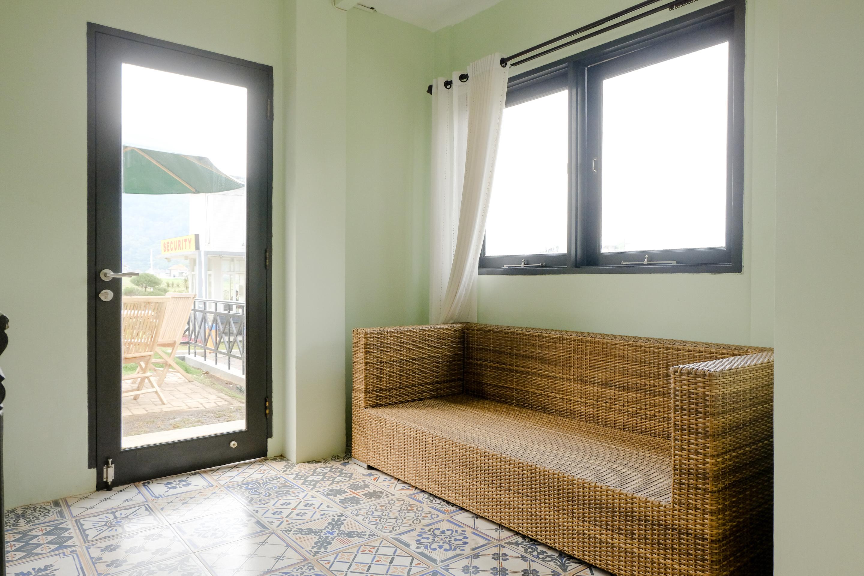 Panorama Inn Residence Batu Mitra Reddoorz Екстериор снимка