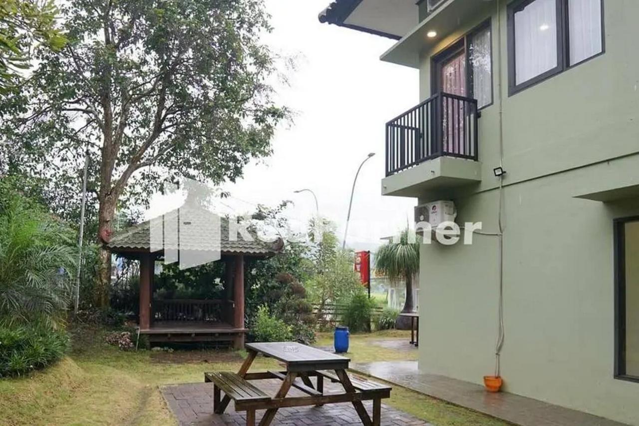 Panorama Inn Residence Batu Mitra Reddoorz Екстериор снимка