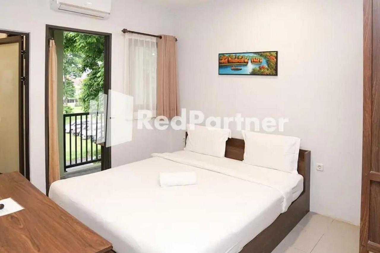 Panorama Inn Residence Batu Mitra Reddoorz Екстериор снимка