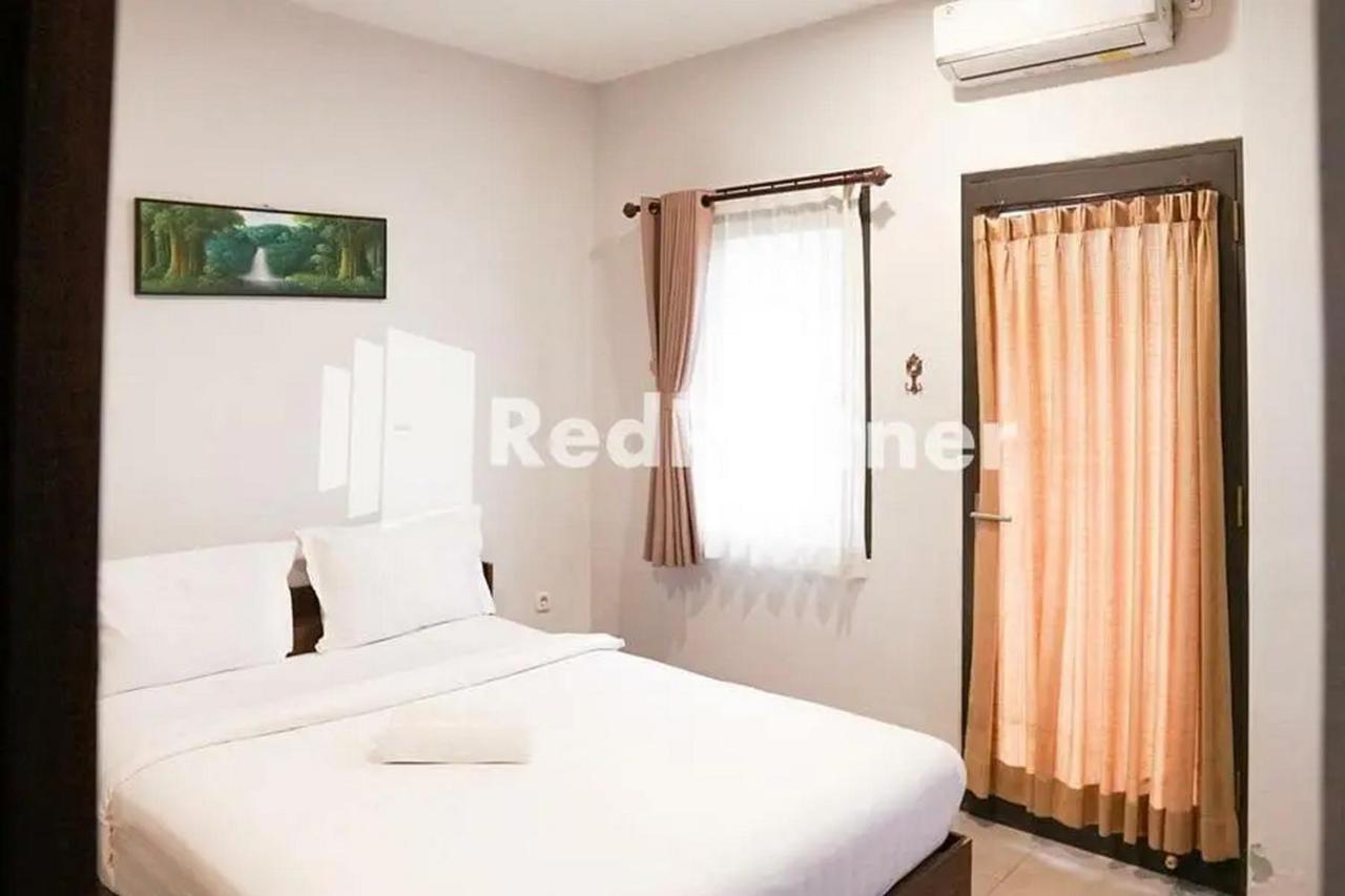 Panorama Inn Residence Batu Mitra Reddoorz Екстериор снимка
